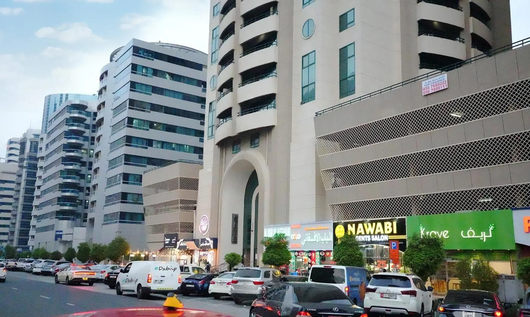 ホームステイ Radiant Parition Room In Barsha Heights Near Metro ドバイ